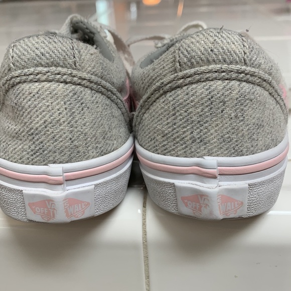 12 little kids grey/pink/white gently used vans - Picture 3 of 5